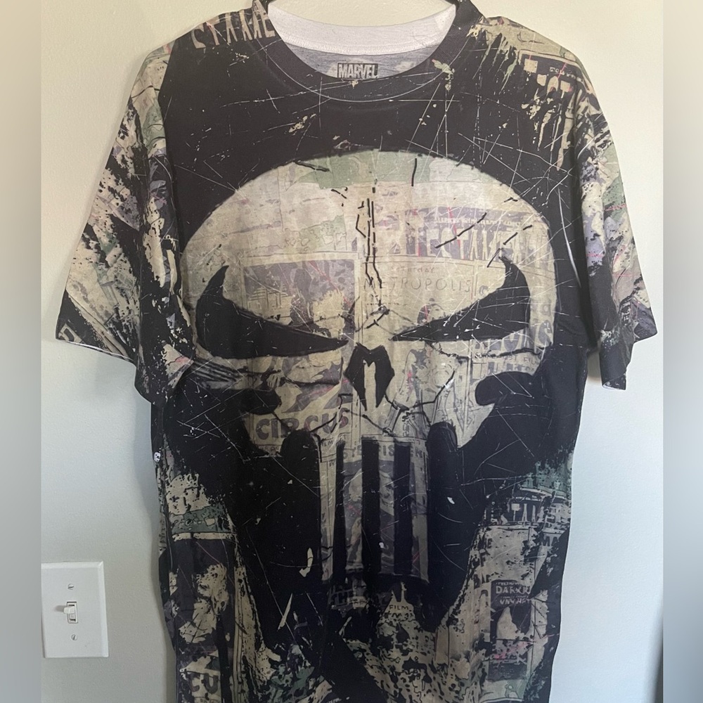 Marvel’s The Punisher double sided graphic t-shirt. Like new..Size L